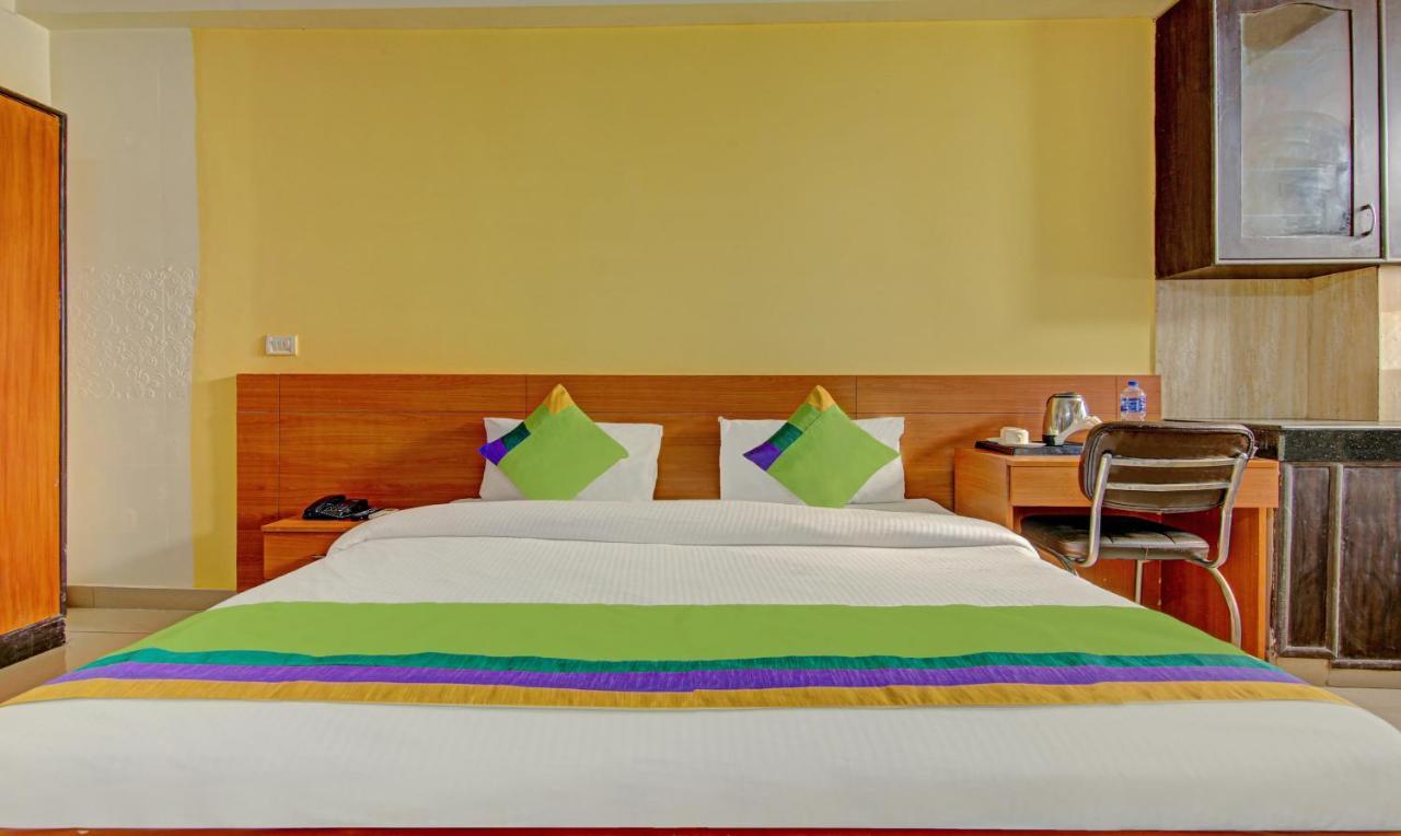Treebo Tms Residency Hotell New Delhi Exteriör bild