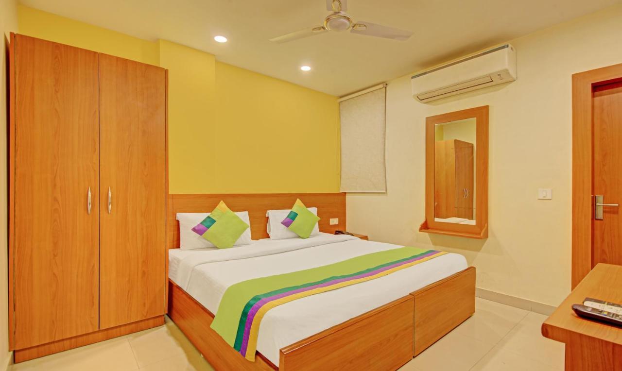 Treebo Tms Residency Hotell New Delhi Exteriör bild