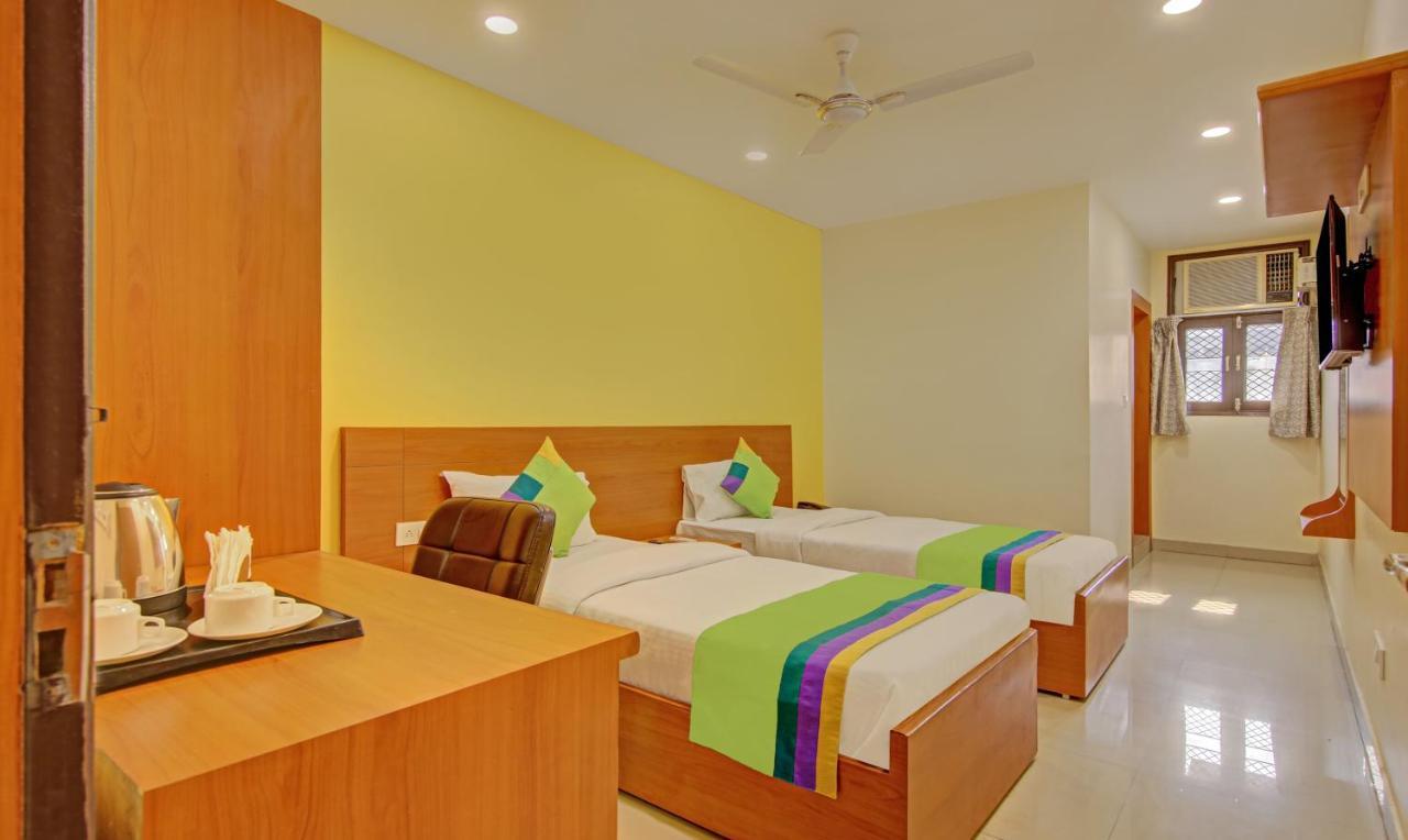 Treebo Tms Residency Hotell New Delhi Exteriör bild