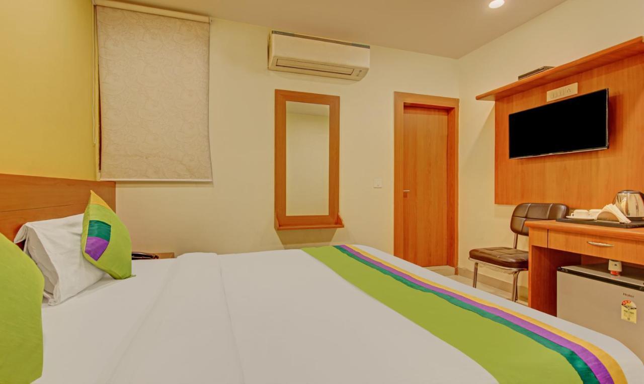Treebo Tms Residency Hotell New Delhi Exteriör bild